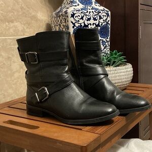 Women's Black faux Leather Ankle Boots